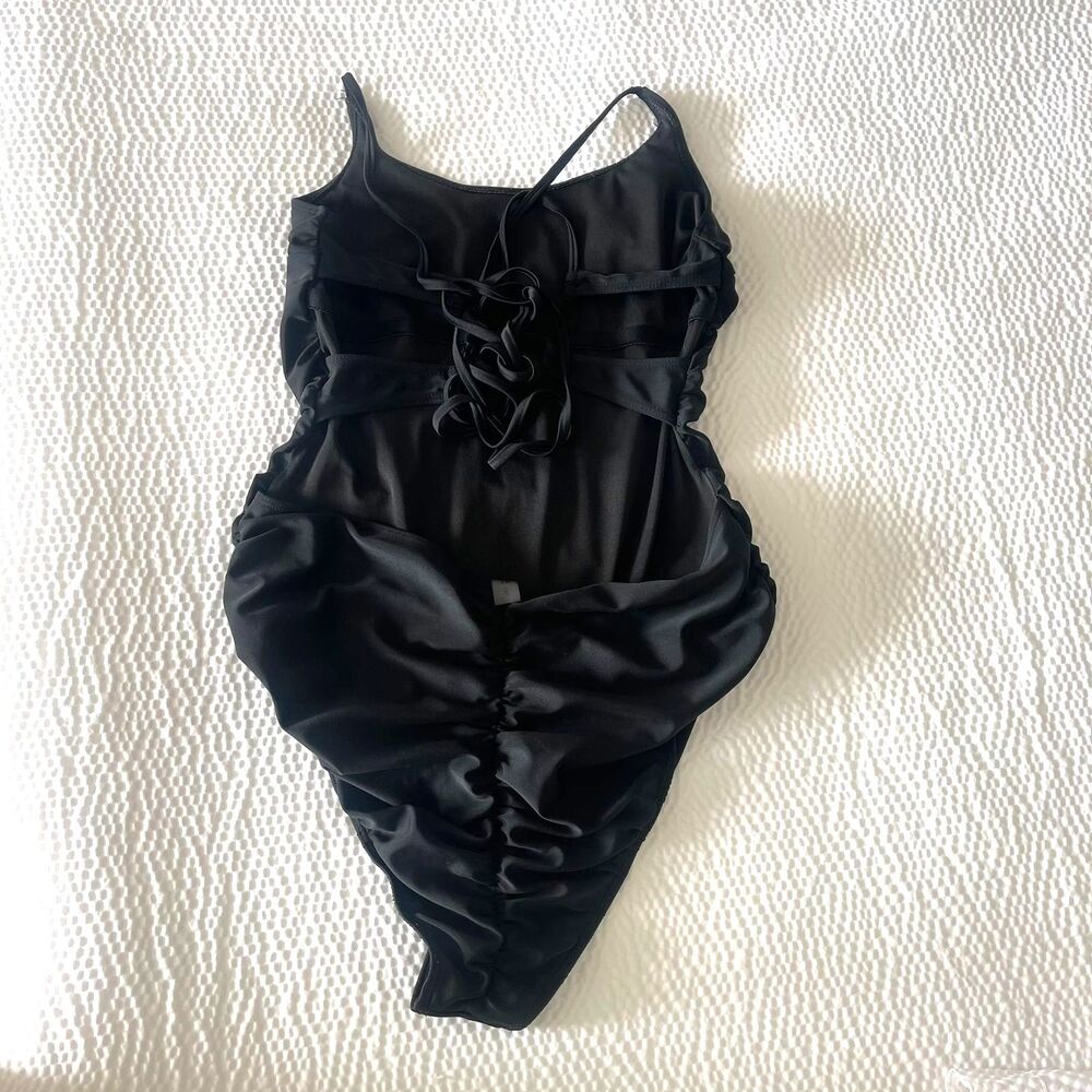 Women's Black Ruched One Piece Swimsuit Size 1XL Slimming Bathing Suit Beachwear - Picture 3 of 8
